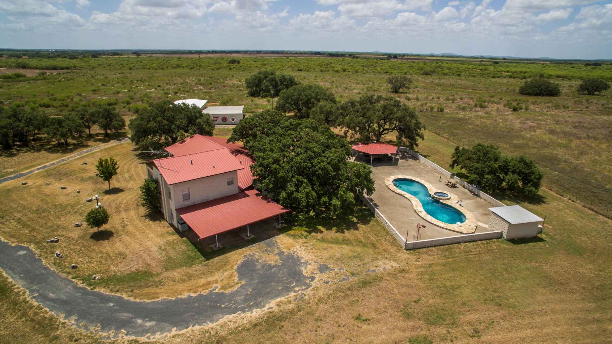 109 Acre Chapman Ranch Texas Land and Ranch Co Morris Killough Utopia, TX